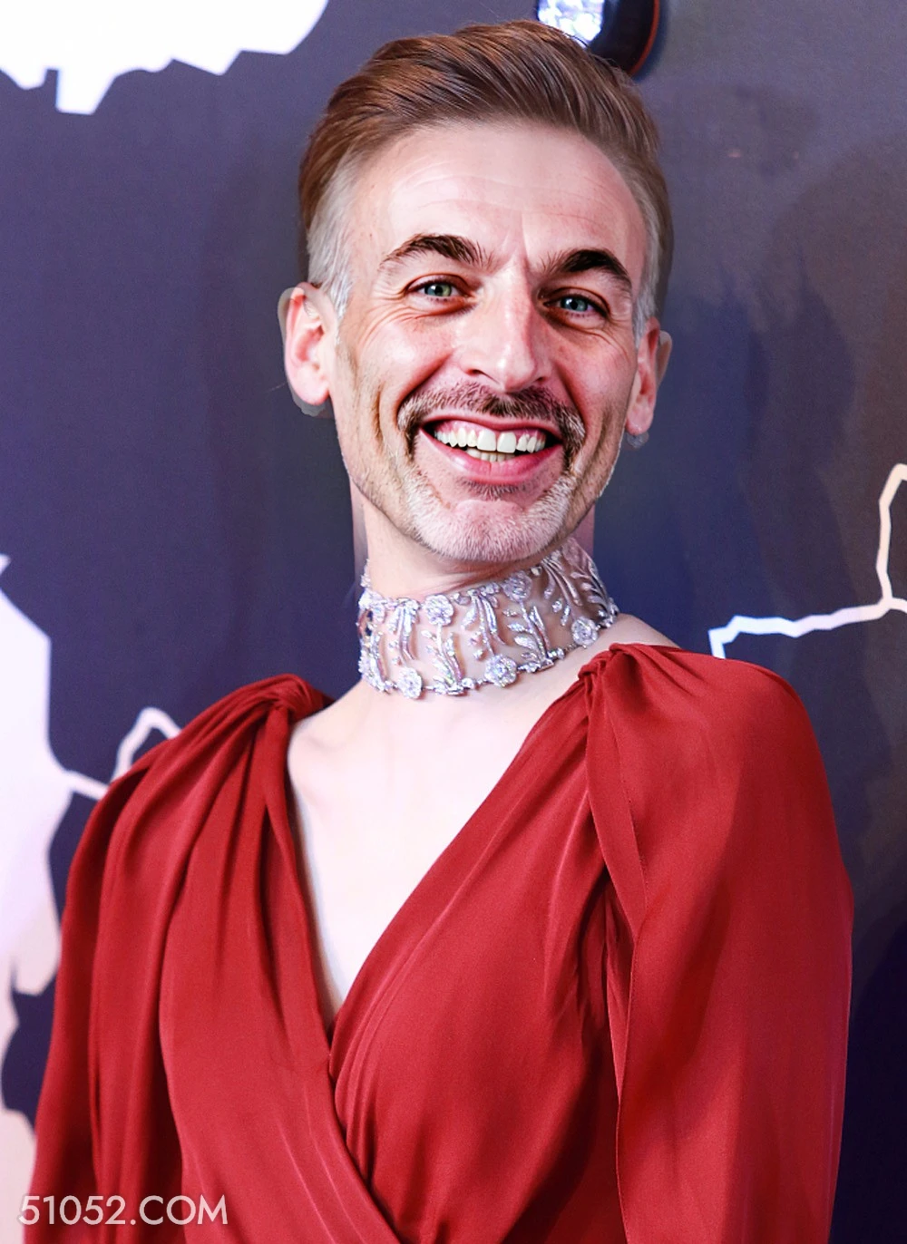 23 胡子拉碴 美女 辣眼睛 日常