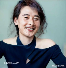 男扮女装 老baby 胡子拉碴 辣眼睛